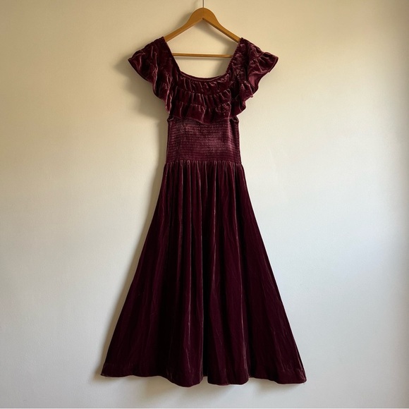 Hill House Akilah Nap Dress in Burgundy Velvet - Picture 10 of 16